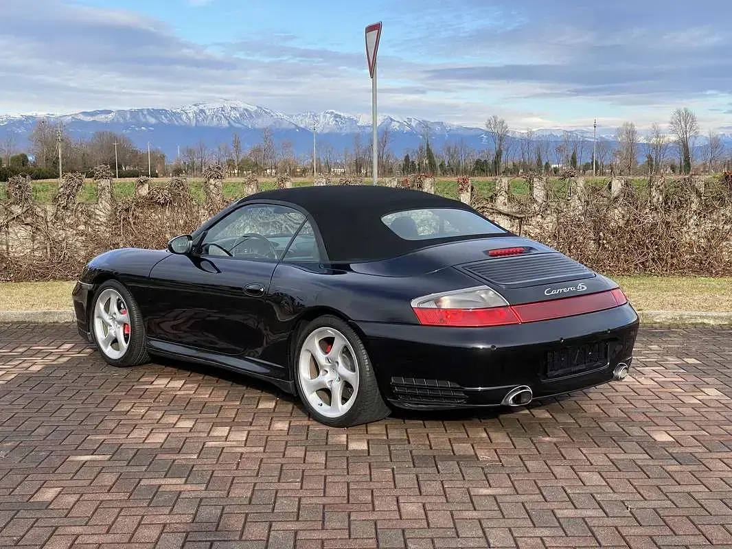 Usata Porsche 911 Carrera 4S Cabriolet 320 CV (235 kW) 2005 Nero Cabrio