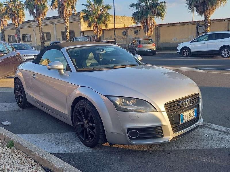 Usata Audi TT 211 CV (155 kW) 2012 Argento Cabrio