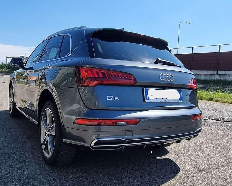 Usata Audi Q5 S-line plus 286 CV (210 kW) 2019 Grigio SUV