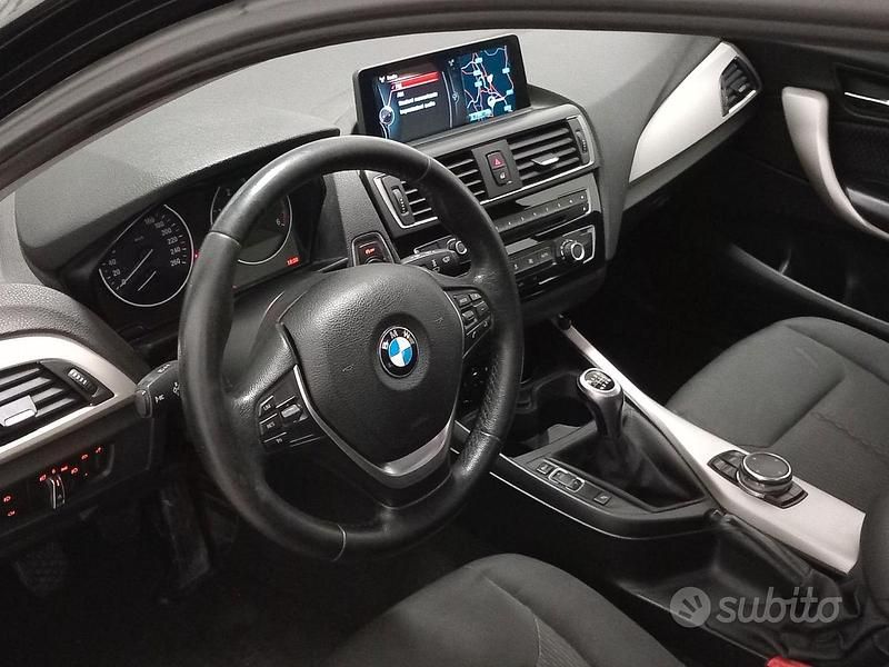 Usata BMW 116 Sport Line 116 CV (85 kW) 2016 Nero Utilitaria