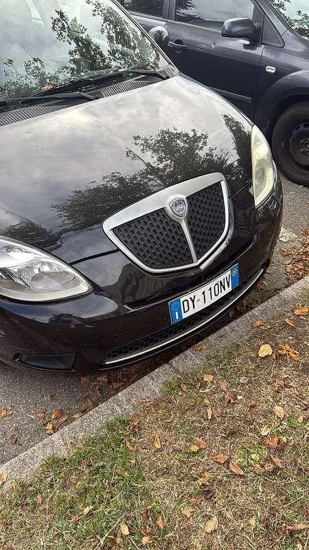 Usata Lancia Ypsilon 60 CV (44 kW) 2009 Utilitaria