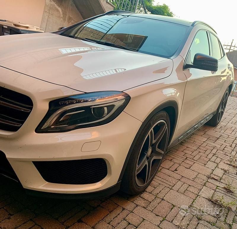 Usata Mercedes GLA200 Premium 136 CV (100 kW) 2014 Bianco SUV