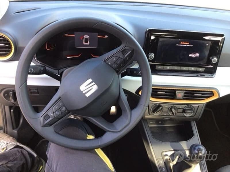 Usata Seat Arona Reference 95 CV (69 kW) 2025 Nero SUV