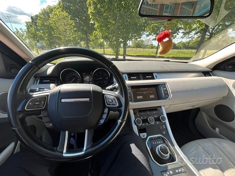 Usata Land Rover Range Rover evoque 150 CV (110 kW) 2014 Bianco SUV
