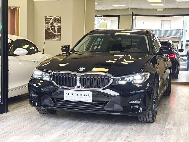 Usata BMW 318 Sport Line 150 CV (110 kW) 2020 Nero Station wagon