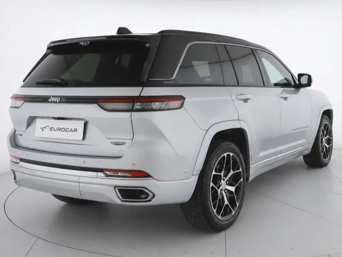 Usata Jeep Grand Cherokee Summit 379 CV (278 kW) 2025 Argento SUV
