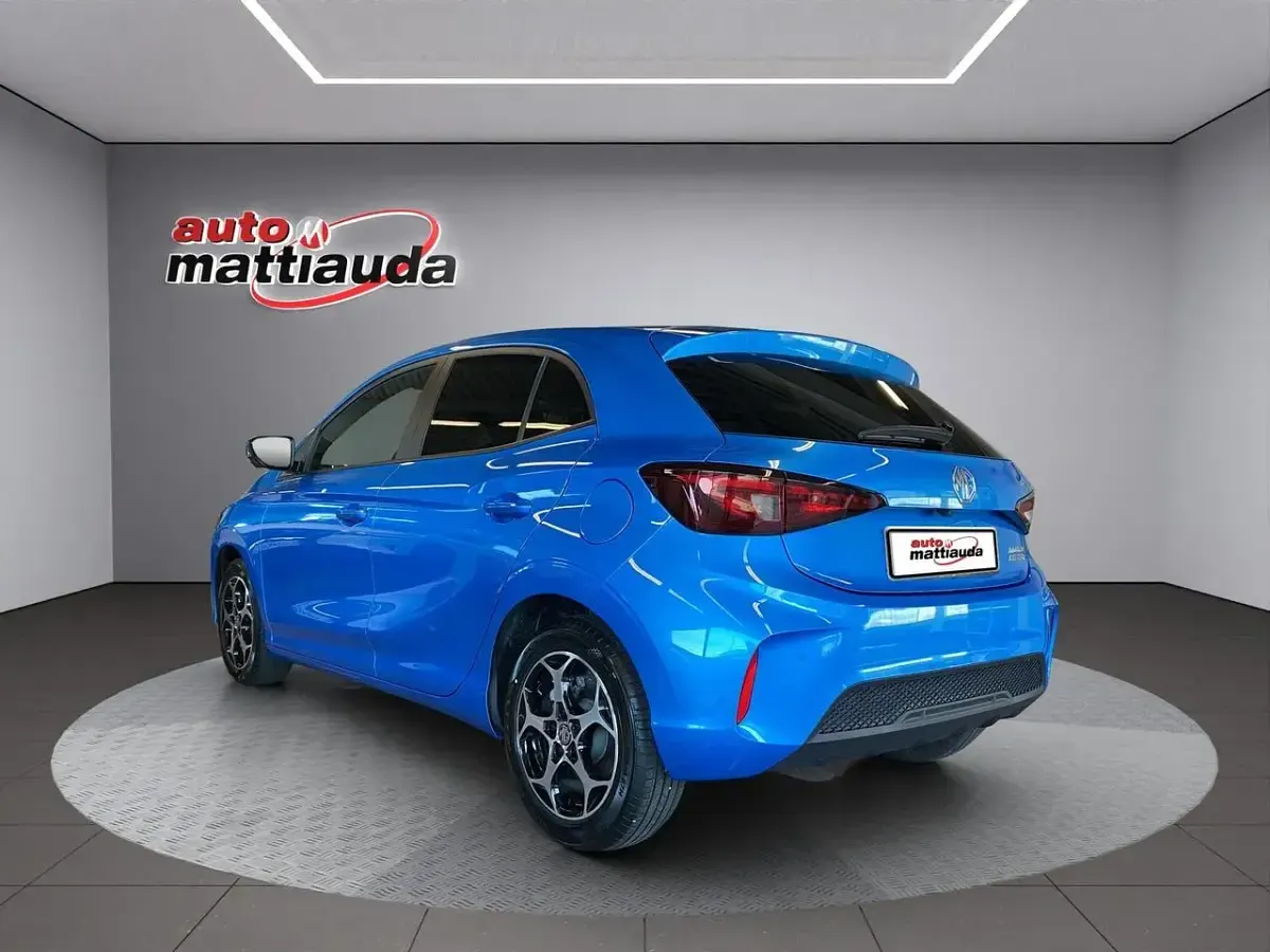 Usado MG MG3 Luxury 195 CV (143 kW) 2025 Azul Utilitario