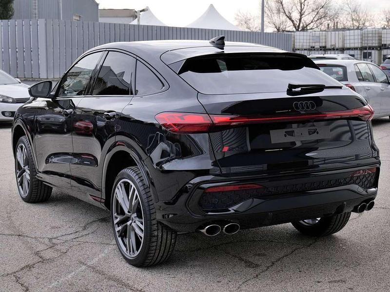Nuova Audi SQ5 Sportback Sport 367 CV (269 kW) 2026 Nero SUV