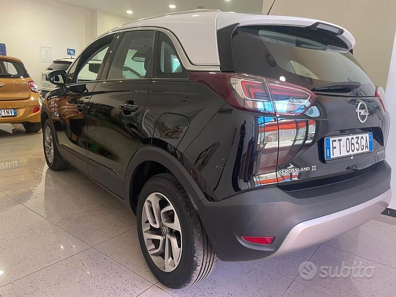 Usata Opel Crossland X Innovation 102 CV (75 kW) 2019 Nero SUV