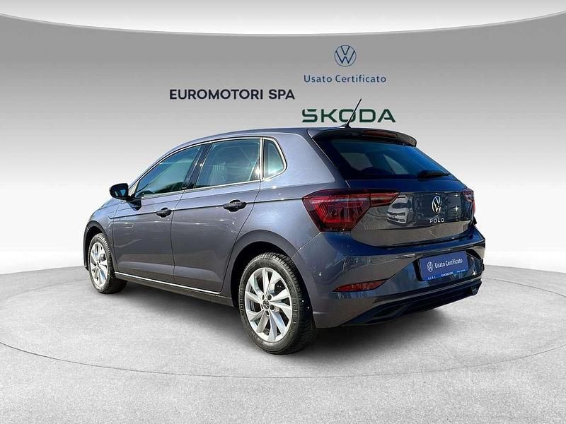 Usata VW Polo Style 95 CV (69 kW) 2023 Grigio Utilitaria