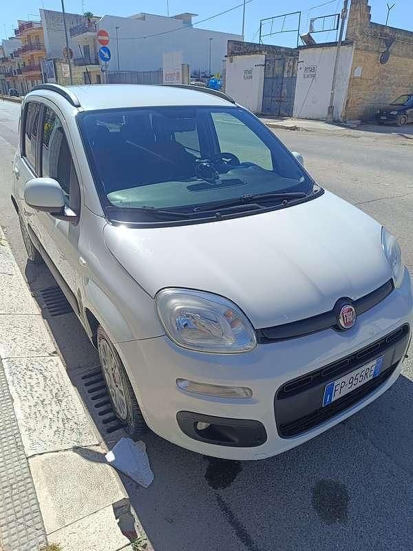 Usata Fiat Panda Lounge 95 CV (69 kW) 2018 Bianco Utilitaria