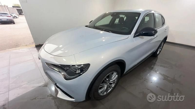 Usata Alfa Romeo Stelvio Super 210 CV (154 kW) 2023 Grigio SUV