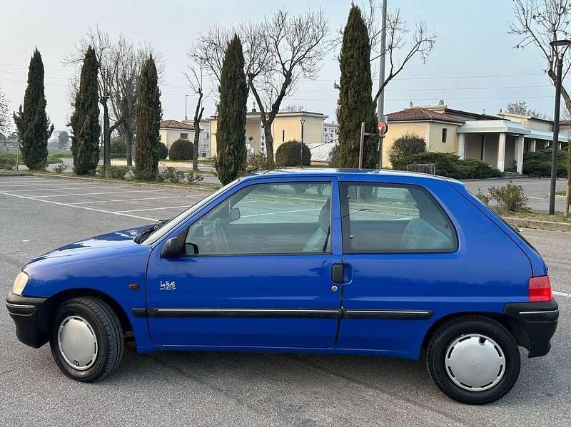 Usata Peugeot 106 50 CV (36 kW) 1997 Blu/azzurro Utilitaria