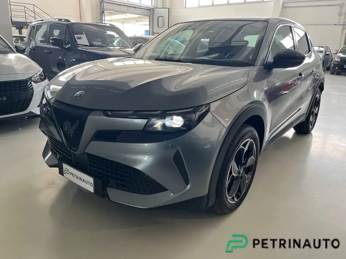 Usata Alfa Romeo Junior 61 kW (84 CV) 2025 SUV