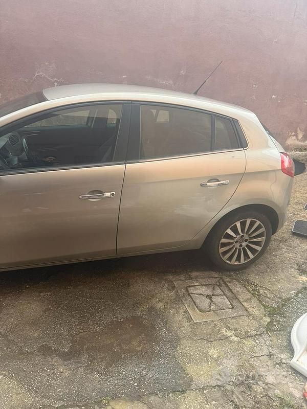 Usata Fiat Bravo 105 CV (77 kW) 2008 Utilitaria