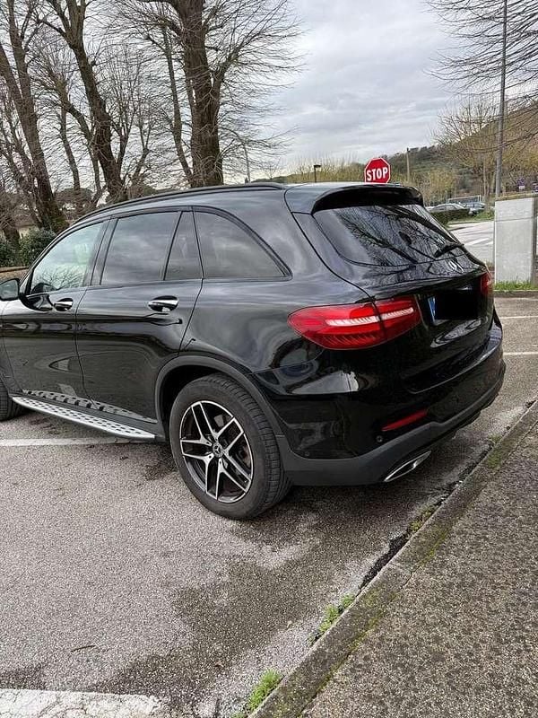 Usata Mercedes GLC250 Exclusive 204 CV (150 kW) 2017 Nero SUV