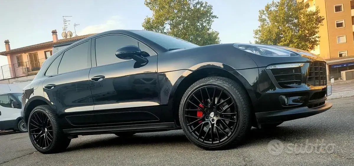 Usata Porsche Macan 252 CV (185 kW) 2018 Nero SUV