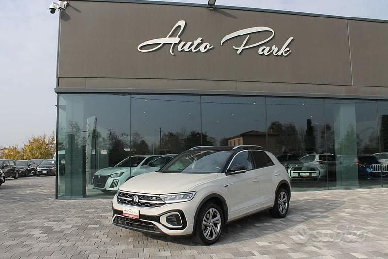 Usata VW T-Roc R-line 116 CV (85 kW) 2023 Bianco SUV