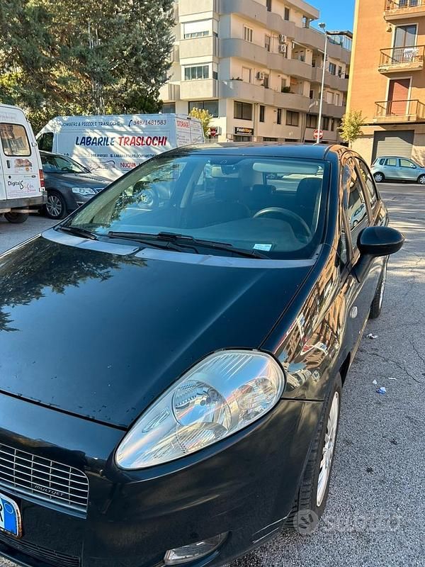 Usata Fiat Grande Punto 75 CV (55 kW) 2008 Utilitaria