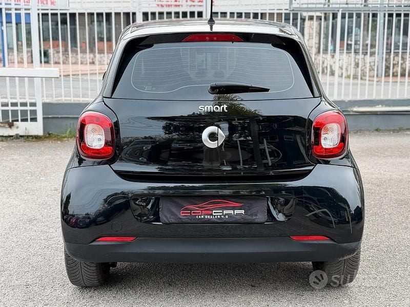 Usata Smart ForFour Passion 70 CV (51 kW) 2019 Nero Utilitaria