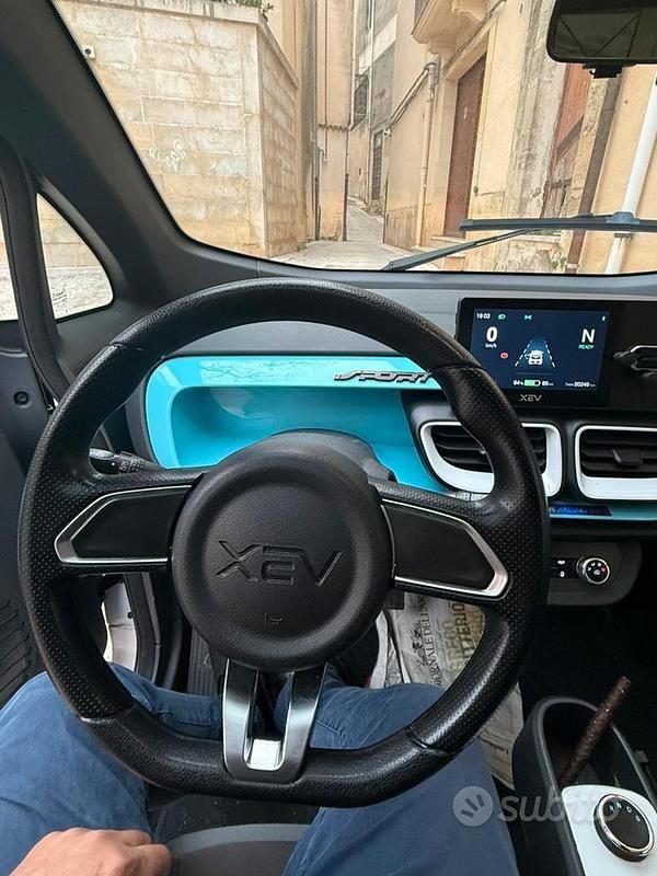 Usata XEV Yoyo 14 kW (20 CV) 2023 Bianco Utilitaria