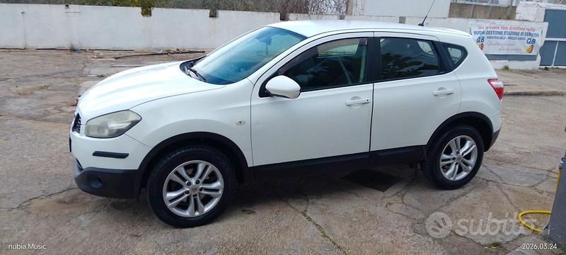 Usata Nissan Qashqai 115 CV (84 kW) 2012 Bianco SUV