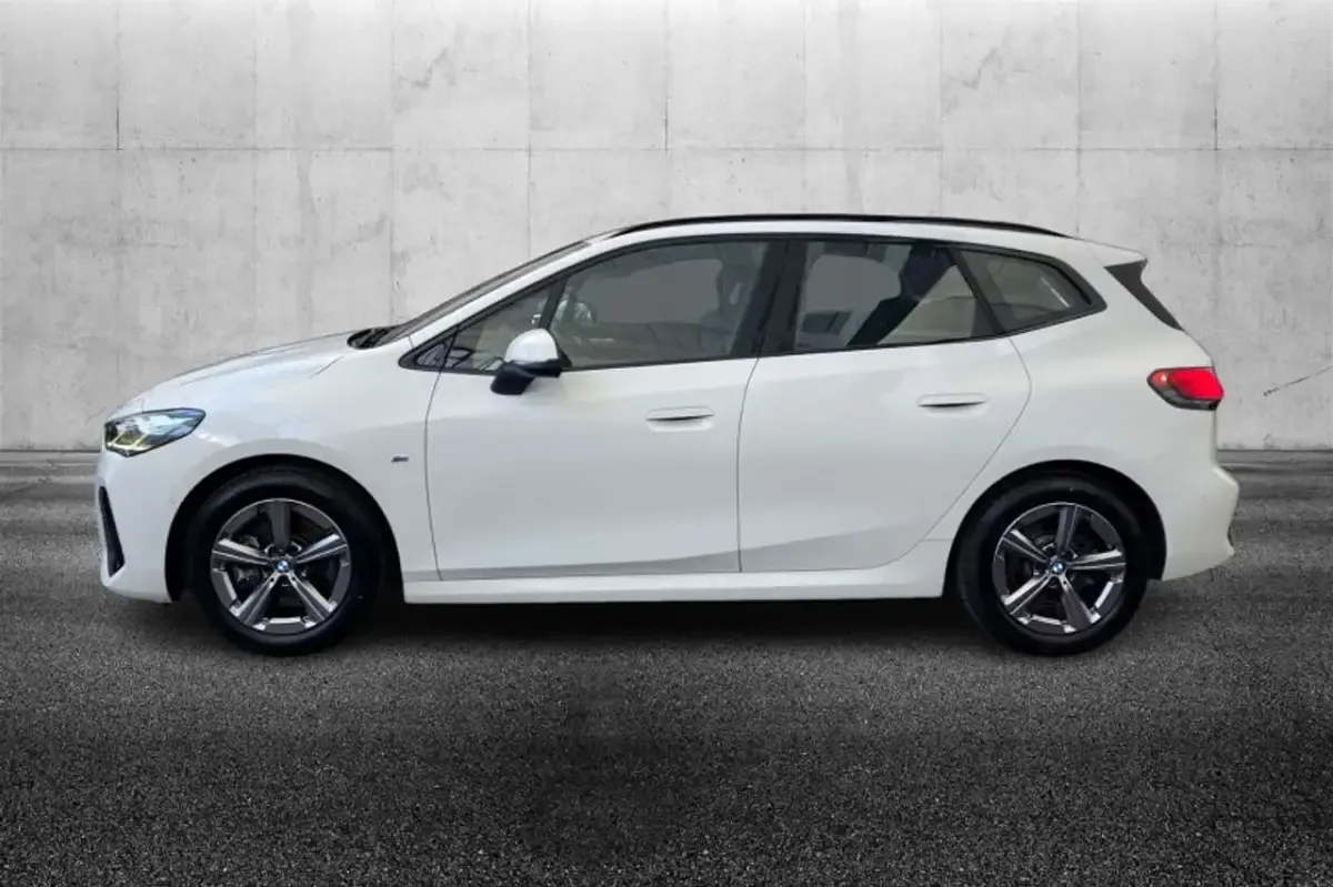 Usata BMW 223 Active Tourer M Sport 204 CV (150 kW) 2025 Bianco Monovolume
