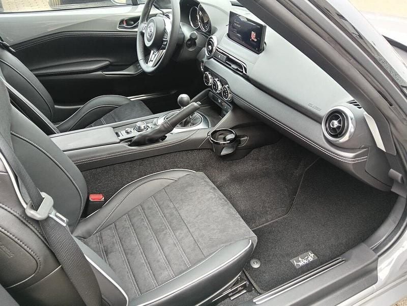 Nuova Mazda MX5 132 CV (97 kW) 2026 Aero grey Cabrio