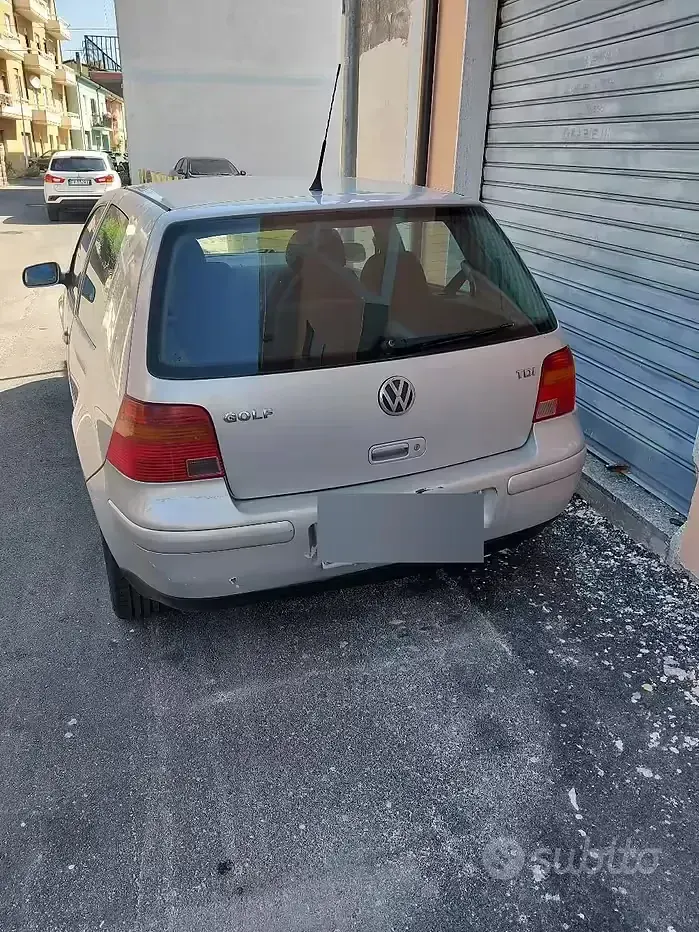 Usata VW Golf IV 110 CV (80 kW) 2001 Grigio Berlina