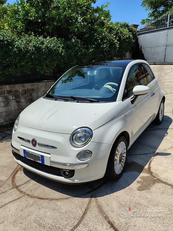 Usata Fiat 500 Lounge 69 CV (50 kW) 2014 Bianco Utilitaria