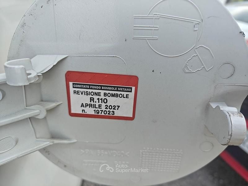 Usata Fiat Punto Evo 77 CV (56 kW) 2011 Bianco Utilitaria