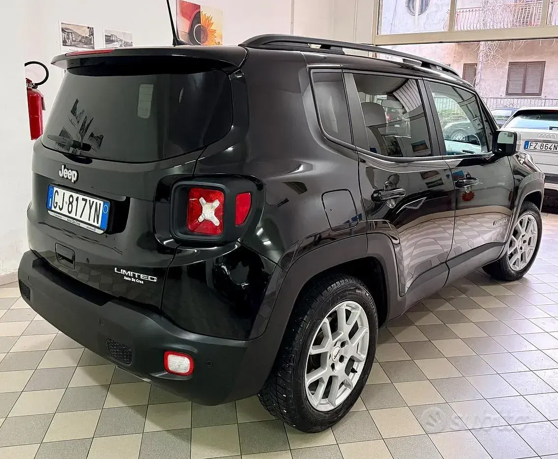 Usata Jeep Renegade Limited 131 CV (96 kW) 2022 Nero SUV