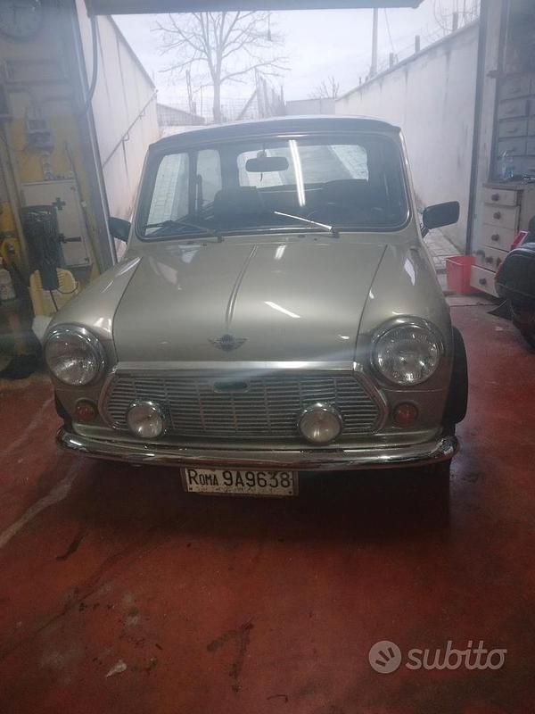 Usata Austin Mini 44 CV (32 kW) 1988 Grigio Utilitaria