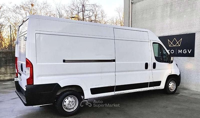 Usata Peugeot Boxer Premium 140 CV (102 kW) 2023 Bianco Furgone