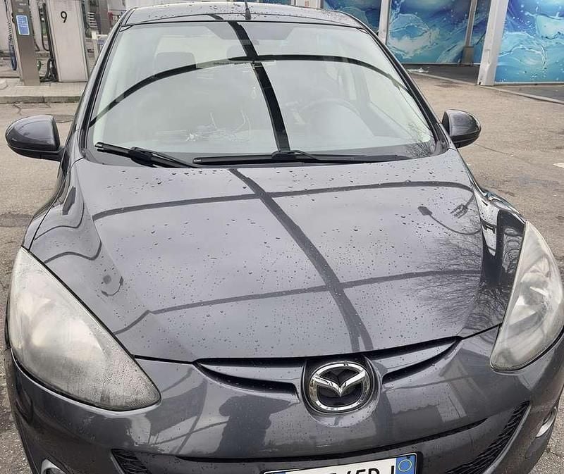 Usata Mazda 2 75 CV (55 kW) 2014 Berlina