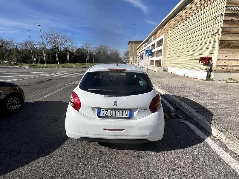 Usata Peugeot 208 Active 82 CV (60 kW) 2013 Utilitaria
