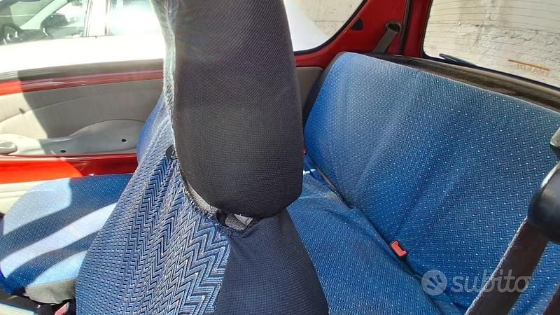 Usata Fiat 600 54 CV (39 kW) 2006 Rosso Utilitaria