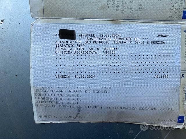 Usata VW Golf Highline 2003 Berlina