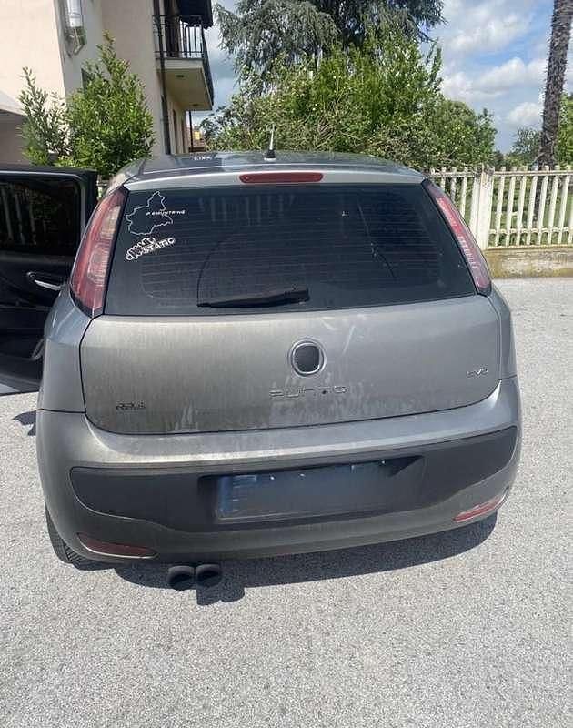 Usata Fiat Punto Evo Dynamic 75 CV (55 kW) 2010 Grigio Utilitaria