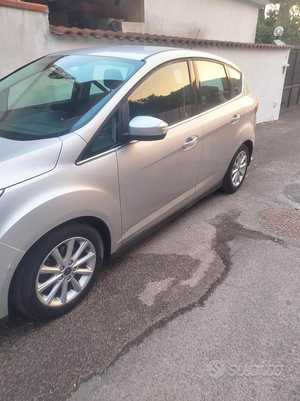 Grigio Usata 2016 Ford C-MAX Monovolume | 6500 € (Super prezzo) - Immagine 1/4