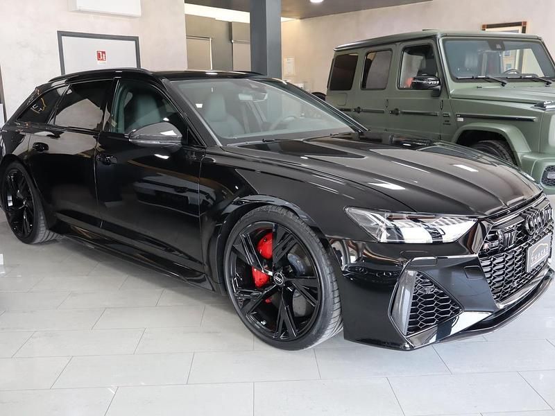 Usata Audi RS6 Ambiente 600 CV (441 kW) 2022 Nero Station wagon