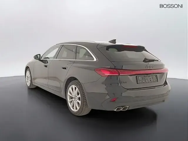 Usata Audi A5 Advanced 204 CV (150 kW) 2025 Nero mythos metallizzato Station wagon