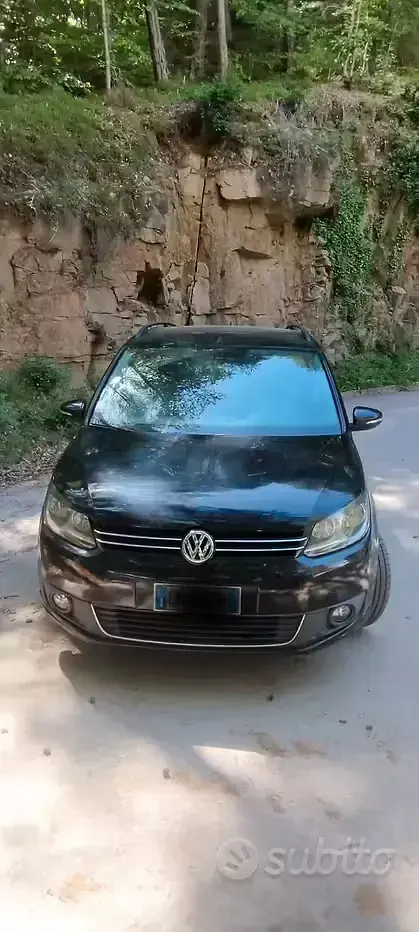 Usata VW Touran 150 CV (110 kW) 2012 Nero Monovolume