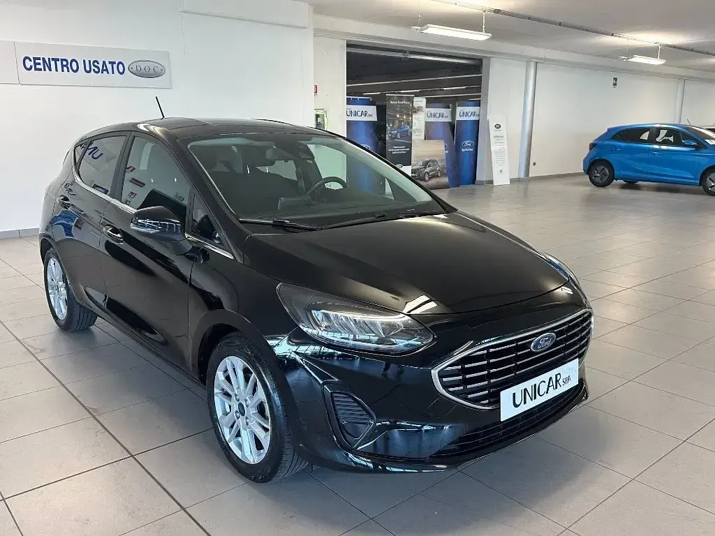 Usata Ford Fiesta Titanium 75 CV (55 kW) 2022 Agata black Utilitaria