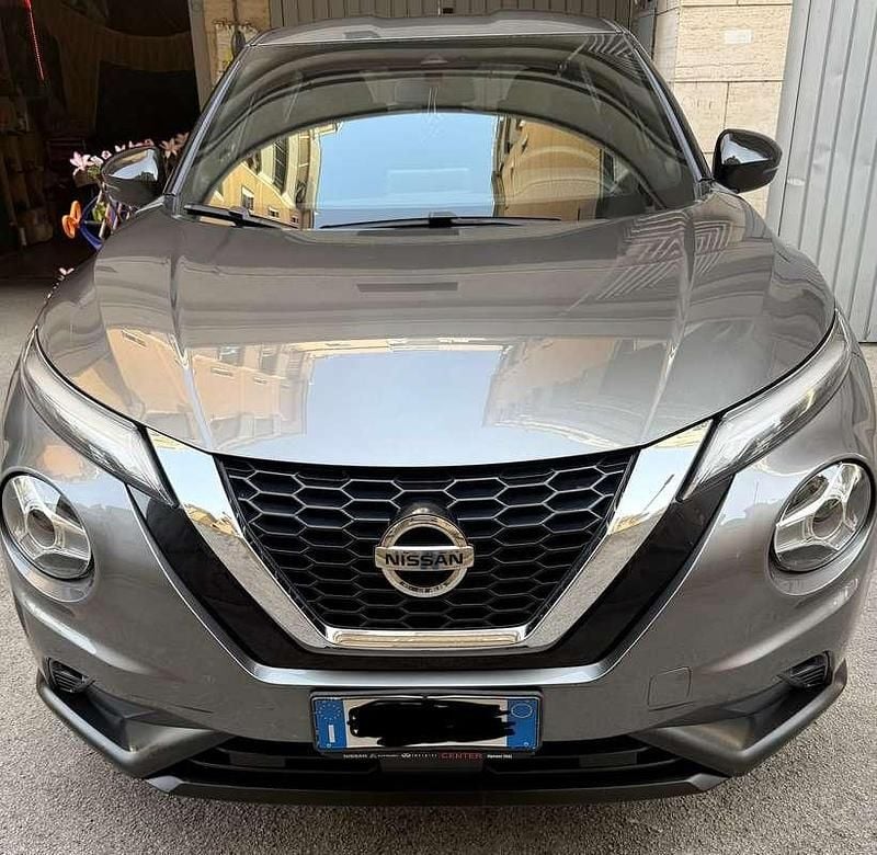 Usata Nissan Juke Acenta 117 CV (86 kW) 2021 Grigio SUV