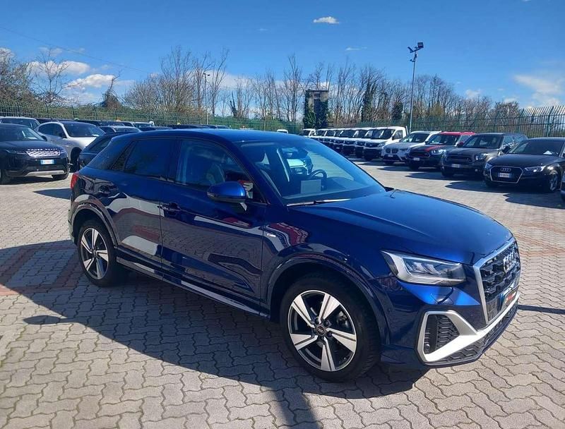 Usata Audi Q2 Edition .1 150 CV (110 kW) 2022 Blu/azzurro SUV