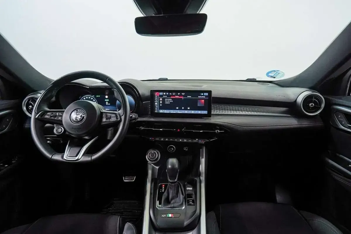 Usata Alfa Romeo Tonale Sprint 131 CV (96 kW) 2025 Grigio SUV