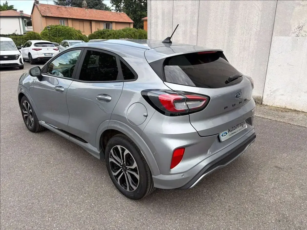 Usata Ford Puma ST-Line 125 CV (91 kW) 2020 Solar silver SUV