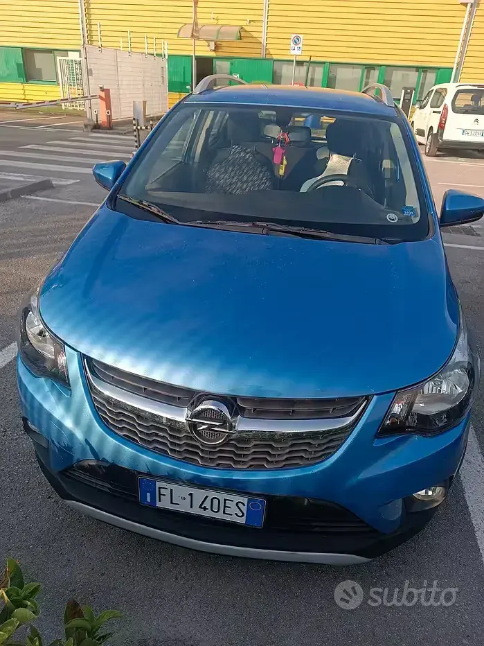 Usata Opel Karl 75 CV (55 kW) 2017 Bluazzurro Utilitaria