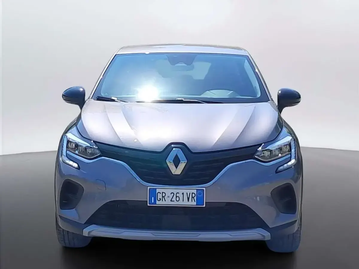 Usata Renault Captur Equilibre 101 CV (74 kW) 2023 Grigio SUV